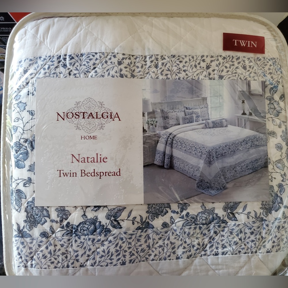 Nostalgia Natalie Twin Bedspread